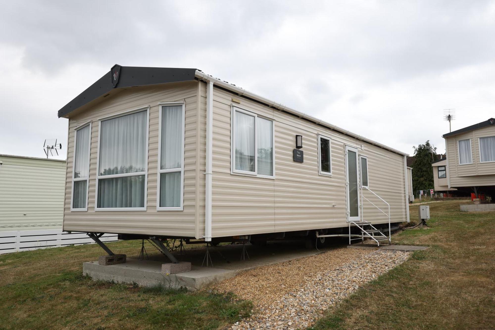 Mercury Yacht Harbour And Holiday Park Bursledon Exterior photo
