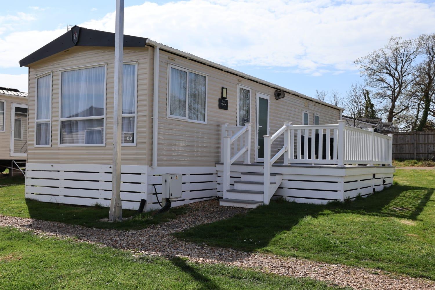 Mercury Yacht Harbour And Holiday Park Bursledon Exterior photo
