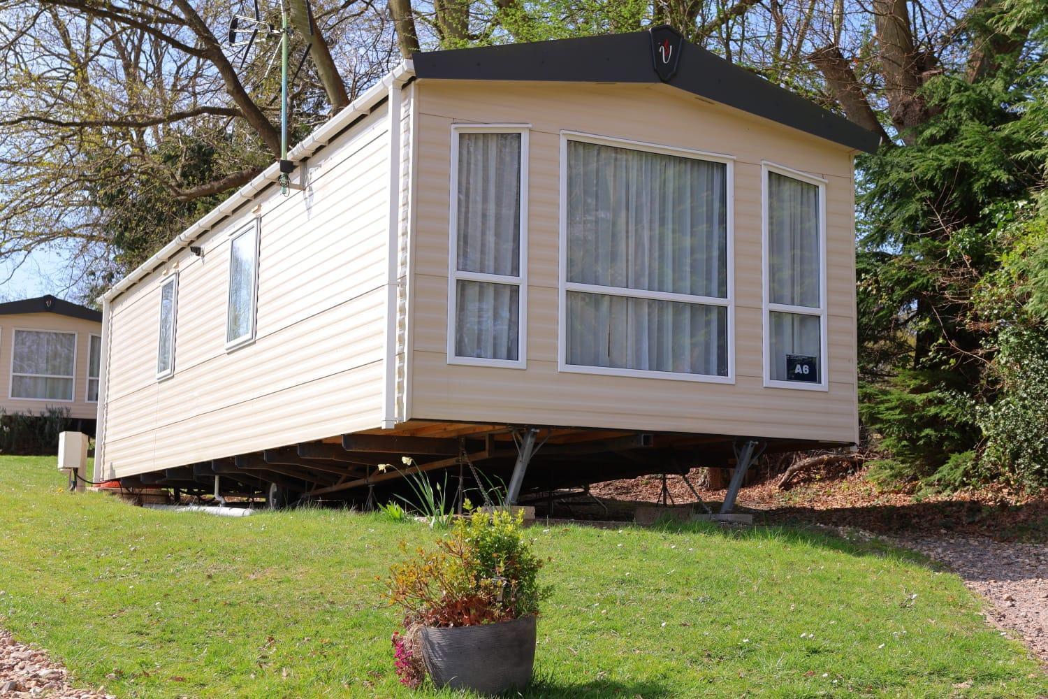 Mercury Yacht Harbour And Holiday Park Bursledon Exterior photo